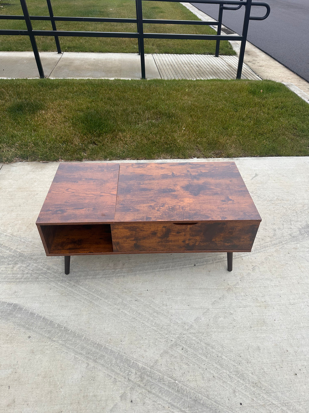 Lift Top Coffee Table